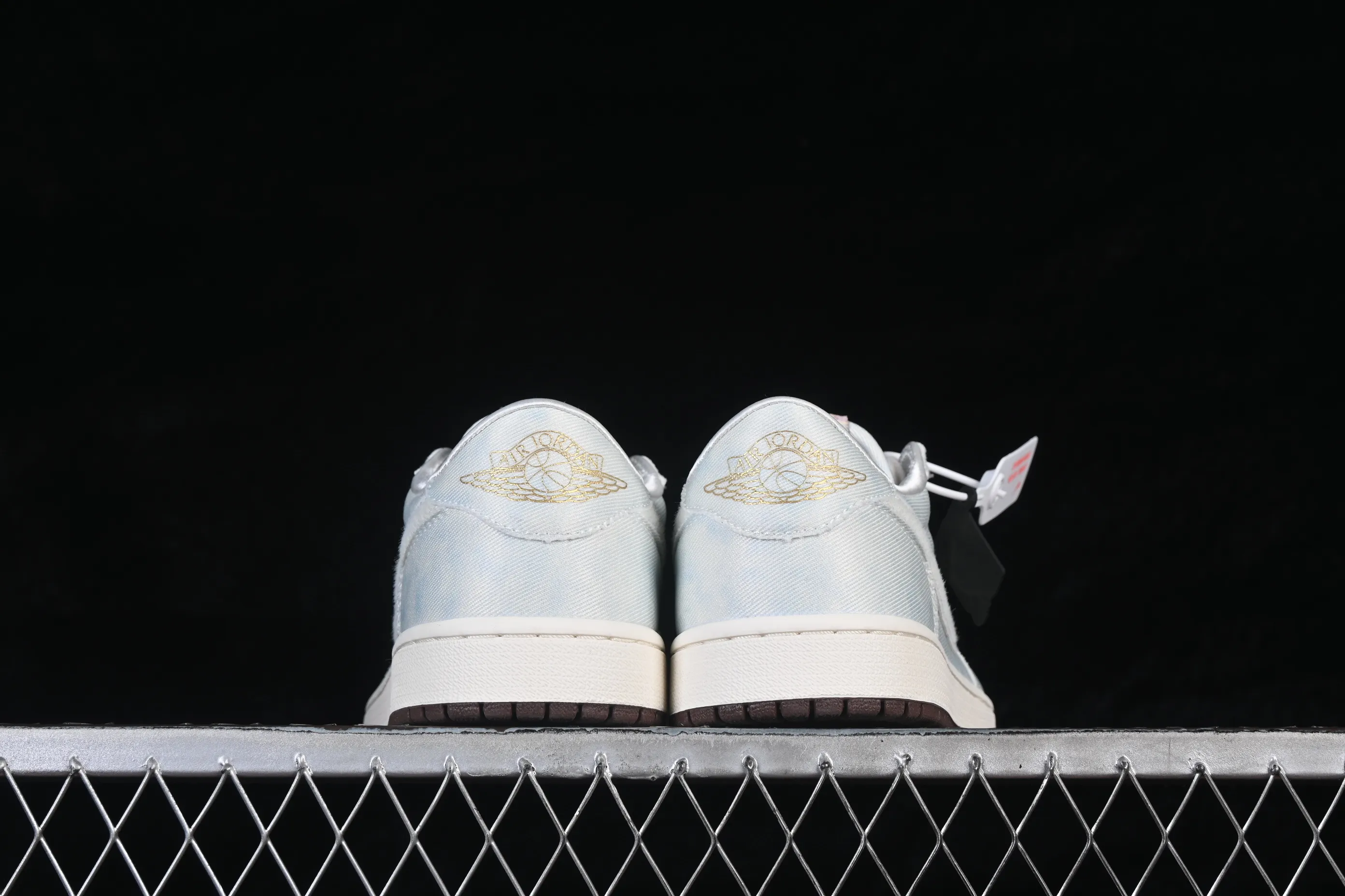 All categories Air Jordan Jordan series basketball shoes Air Jordan 1 Low Air Jordan 1 Low AJ1 Joe 1 Su embroidery low-top cultural basketball shoes IQ1109-011